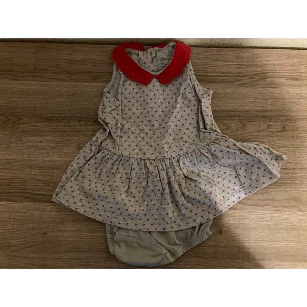 BabyGap Gray and Red Star Print Cotton Dress 0-3 Months GUC Matching Bloomers